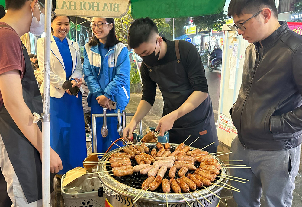 8 Bí quyết kinh doanh đồ ăn vặt “Bùng Nổ” doanh số